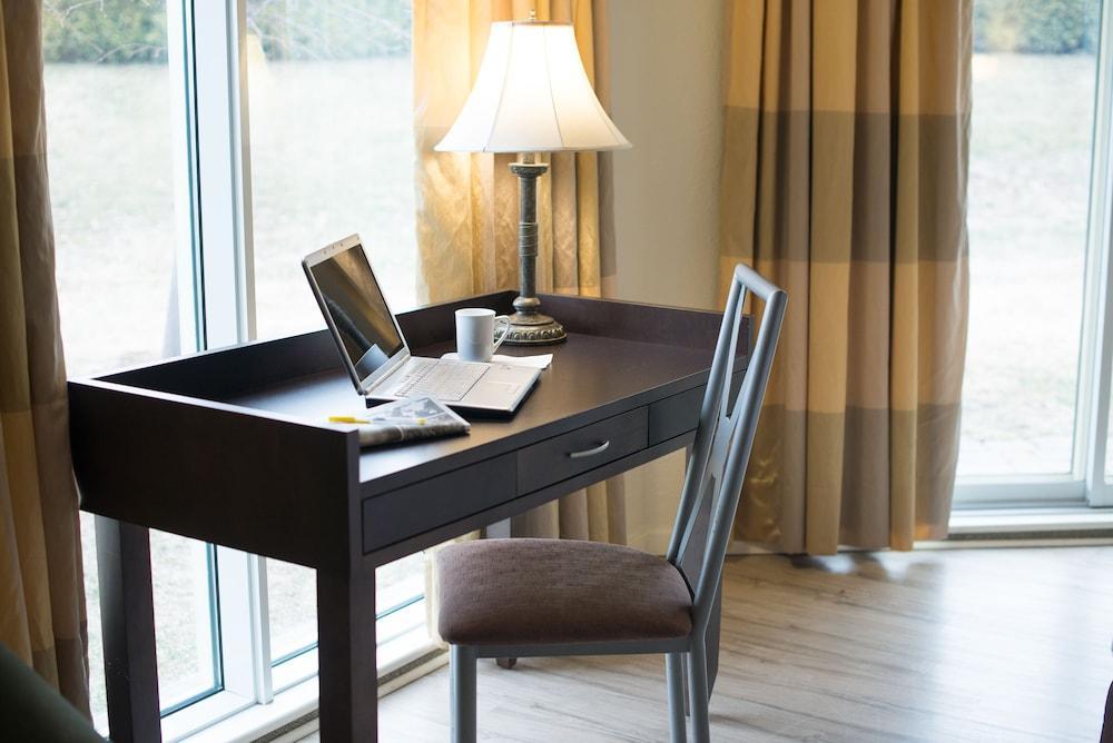 Days Inn By Wyndham Montmagny Eksteriør billede
